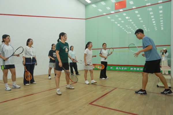 博易股票 从产业交流到亲子互动，世界壁球日主题系列活动点亮运动新活力